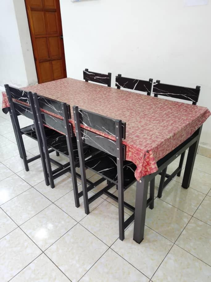 Homestay Che Wan Kuantan Bagian luar foto
